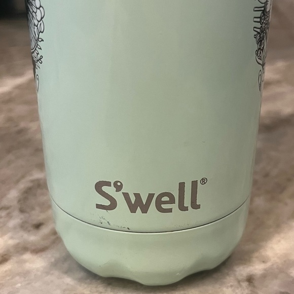 S’well Starbucks Water Bottle - Picture 6 of 6